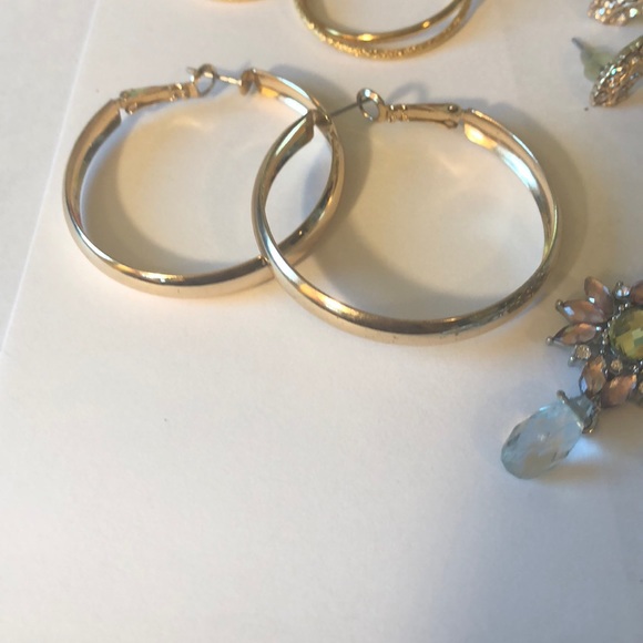 Earrings - Picture 3 of 8